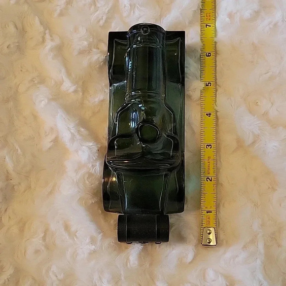 🌴3/$15🌴 Vintage Avon Straight Eight bottle Car - Picture 10 of 10